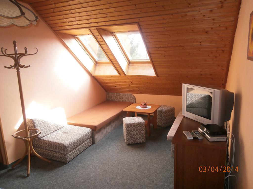 Penzion Oliver Horní Planá Cameră foto